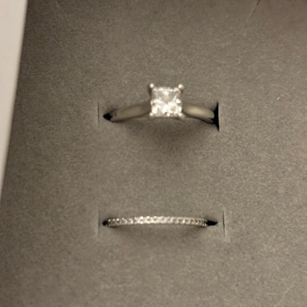 Stunning Platinum Band Diamond Wedding Ring